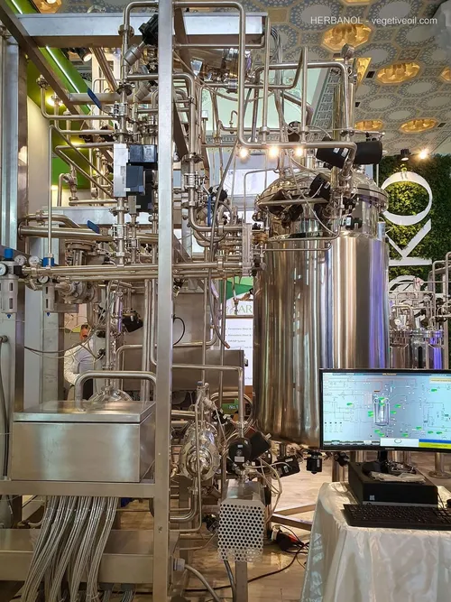 Complex stainless fermenter and piping system with process monitor display